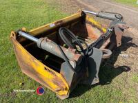 Strimech shear grab c/w Hardox tines pin and cone brackets very good condition - 5