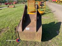 JCB 360 digger bucket - 4