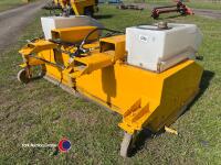 Sweeper bucket