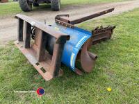 Auger torque skidsteer trencher - 3