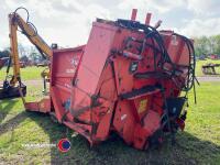 Kuhn Primor straw chopper, 2002 - 2