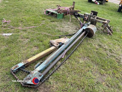 Parmiter hydraulic post hammer