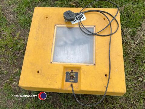 Incubator polyhatch