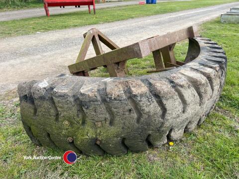 Yard scraper