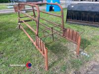 Pig farrow crate - 2