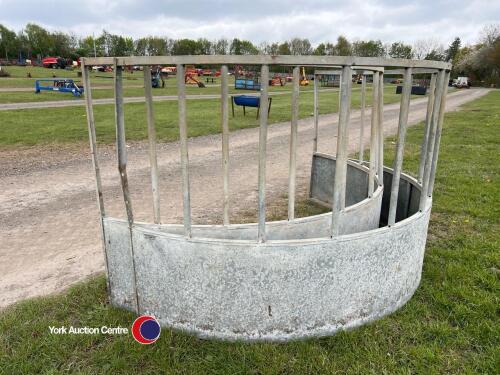 Cattle ring feeder