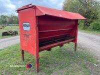 Portequip bull beef feeder - 3