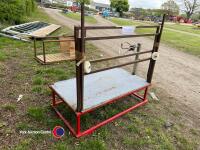 Sheep show trimming stand - 4