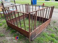 Large bale sheep hay rack - 4