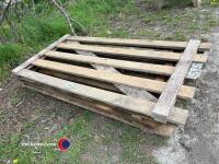 4 x wooden hurdles - makes one pen - 3