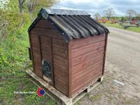 Small hen hut, with egg box - 3