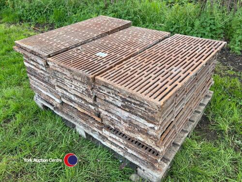 36 x steel slats, 90cm x 38cm
