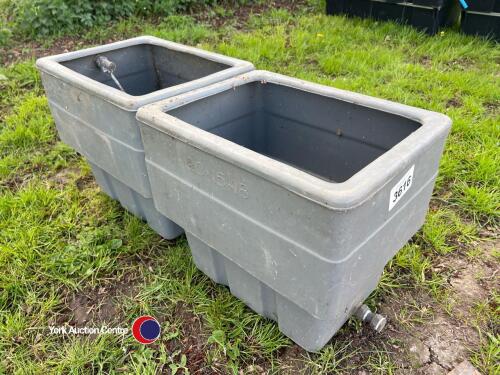 2 x plastic water tanks, 18in x 13in