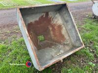 Galvanised hopper, 89cm x 89cm - 3