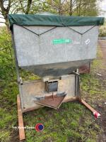 Peter Allen feeder - 2