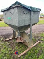 Peter Allen feeder - 4