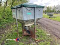 Peter Allen feeder - 3