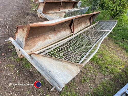 15ft Hayrack and trough