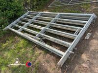 4 x cattle hurdles with pins - 2