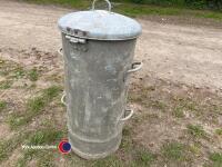 Galvanised corn bin - 3