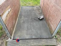 Misc horse weigher - 3