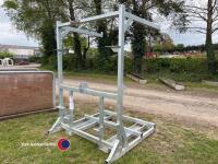 Stock gate carrier - 3