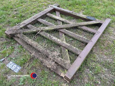 Wooden pedestrian farm gate, overall height 128cm, width including lugs 130cm