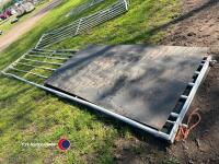 Ritchie 16ft gate with stock board - 3