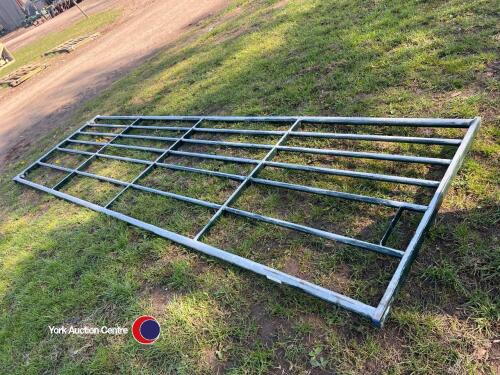 New galvanised field gate 13ft, 4m