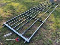 New galvanised field gate 13ft, 4m - 2