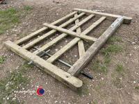 5ft 6in wooden gate - 3