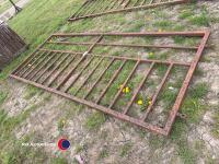 Metal pig gate - 2