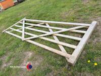 Wooden field gate with crooks - 3