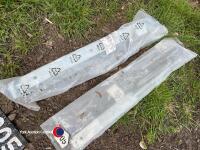 Galvanised gate and catch hinges to fit hunter gates