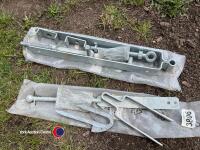 Galvanised gate and catch hinges to fit hunter gates