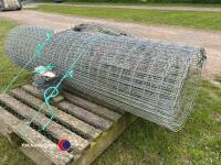 Pallet of fencing materials - 3