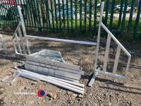4 x aluminium magnetic safety jumps with poles