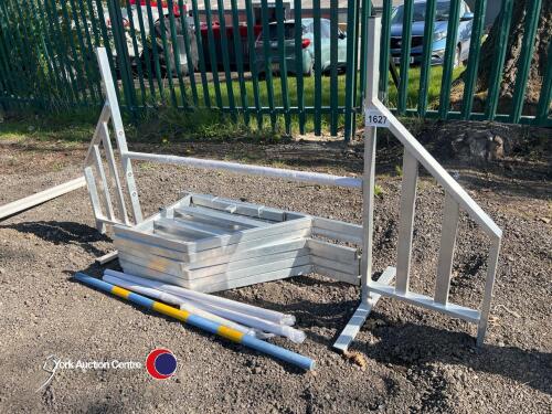 4 x aluminium magnetic safety jumps with poles