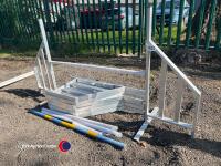 4 x aluminium magnetic safety jumps with poles