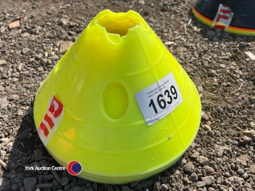 12 x yellow training domes