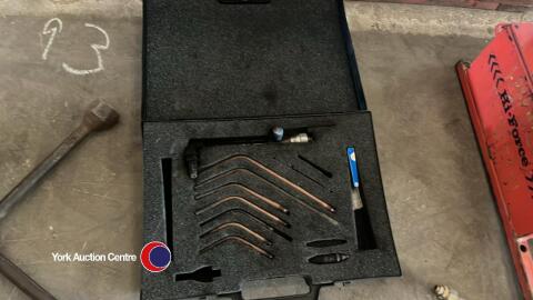 Oxy-acetylene and cutting tips in case
