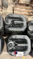 2 x sealed hydraulic oil - 2