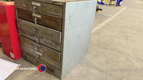Small 6 drawer cabinet, good condition