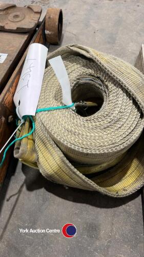 2 x 9m lifting strops, untested