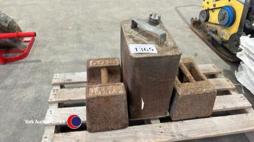 Vintage weights and jerry can