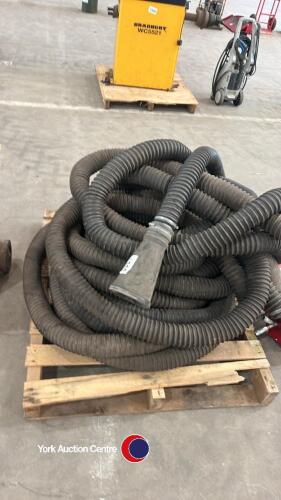 7 x exhaust fume extraction hoses