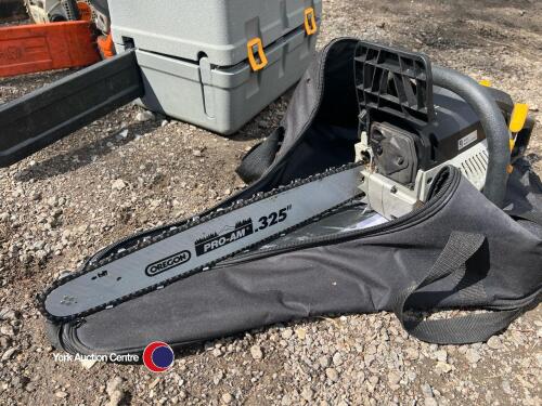Titan Chainsaw, wo