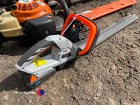 Vonhous battery hedge trimmer with charger - 2