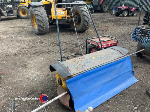 Sweeping brush for Husqvarna PF21 AWD