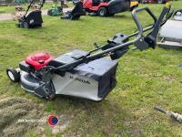 Honda HRD 536 self-drive lawnmower - 3